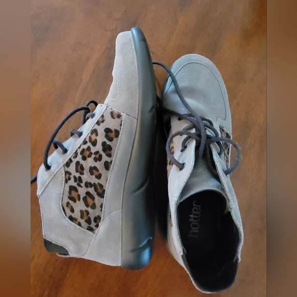 Hotter Raven Leopard Cheetah Print Grey Suede Low Lace Up Ladies Size 8.5 - Picture 3 of 7